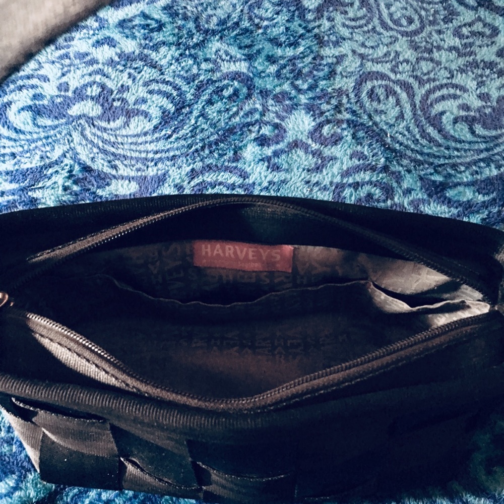 Harvey’s seatbelt purse